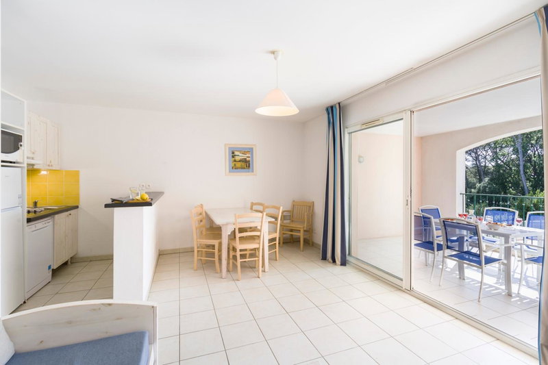 Garden & City Six-Fours-les-Plages, Six-Fours-les-Plages, Francia