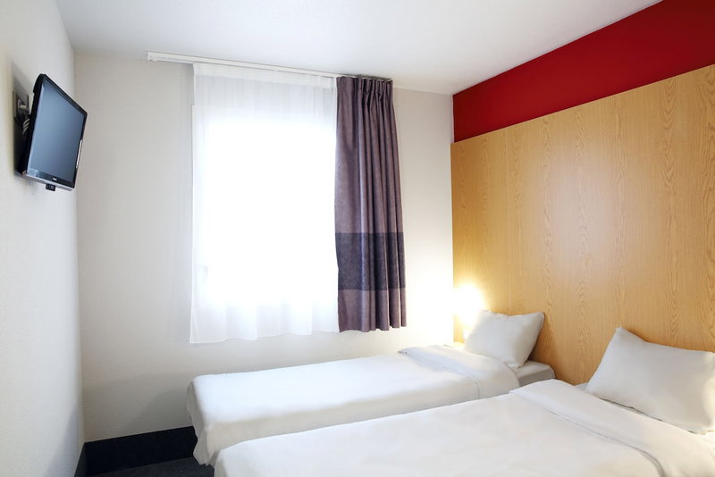 B&B HOTEL Perpignan Sud Marché International, Perpignan, France