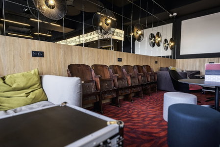 Ibis Styles Lens Centre Gare, Lens, France