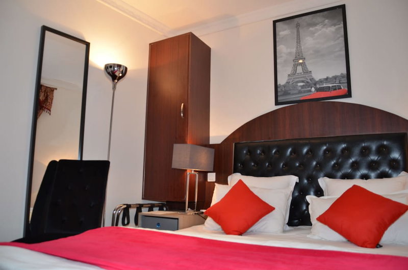 Hotel Regina Montmartre, Saint-Ouen, France