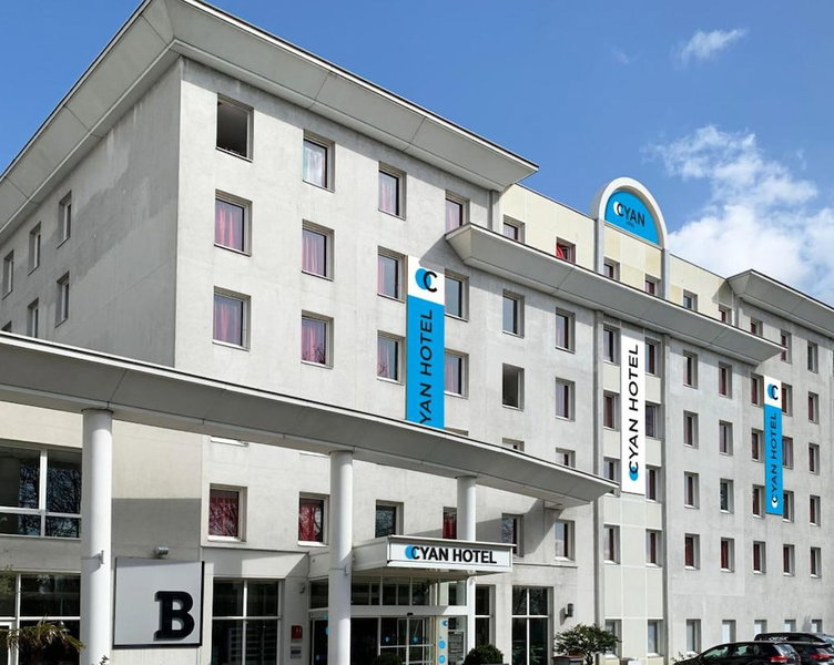 Cyan Hotel Roissy Villepinte Parc Des Expositions, Villepinte, France