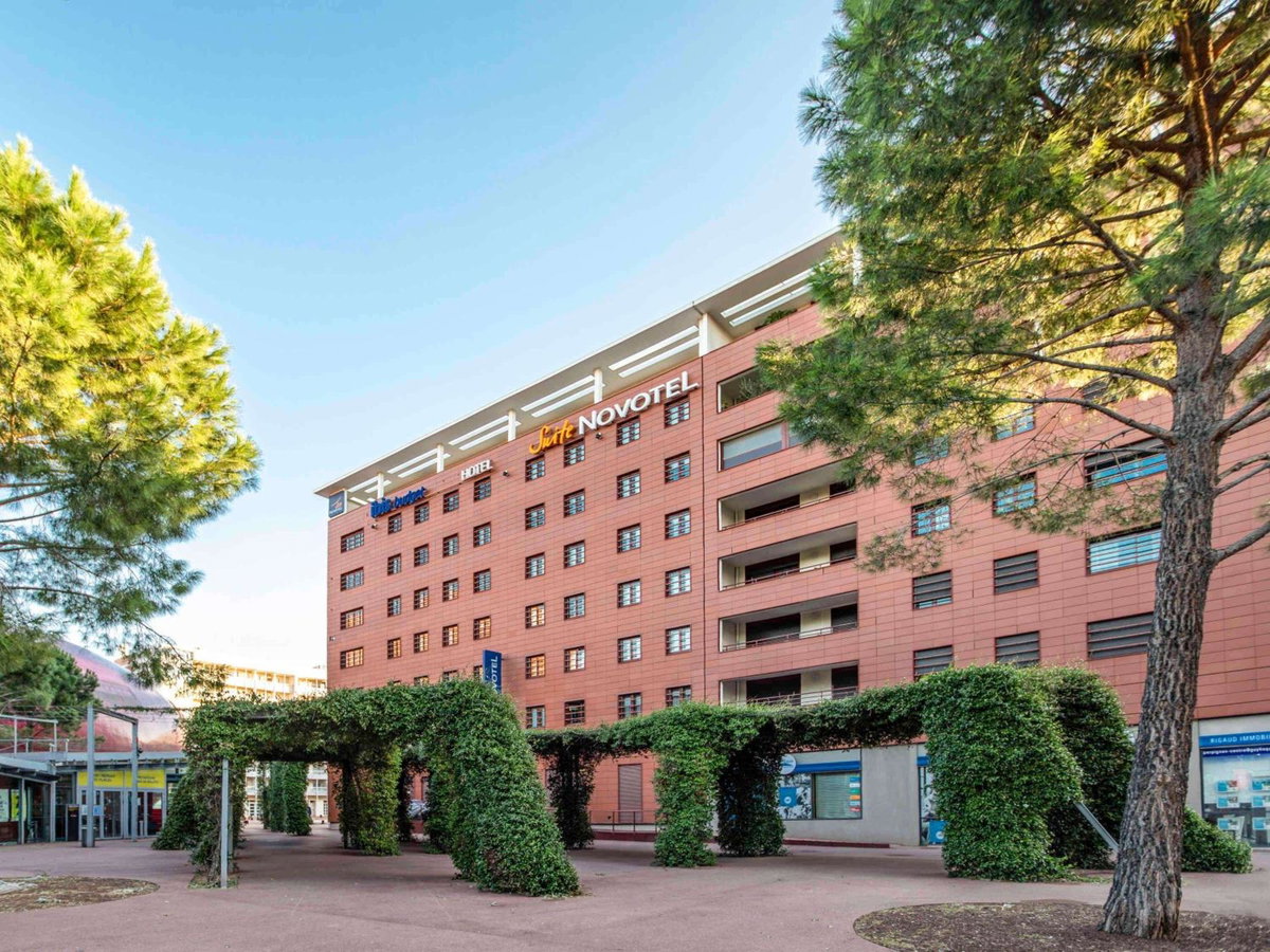 Novotel Suites Perpignan Centre - Grandes Suites & Confort Centre-Ville, France