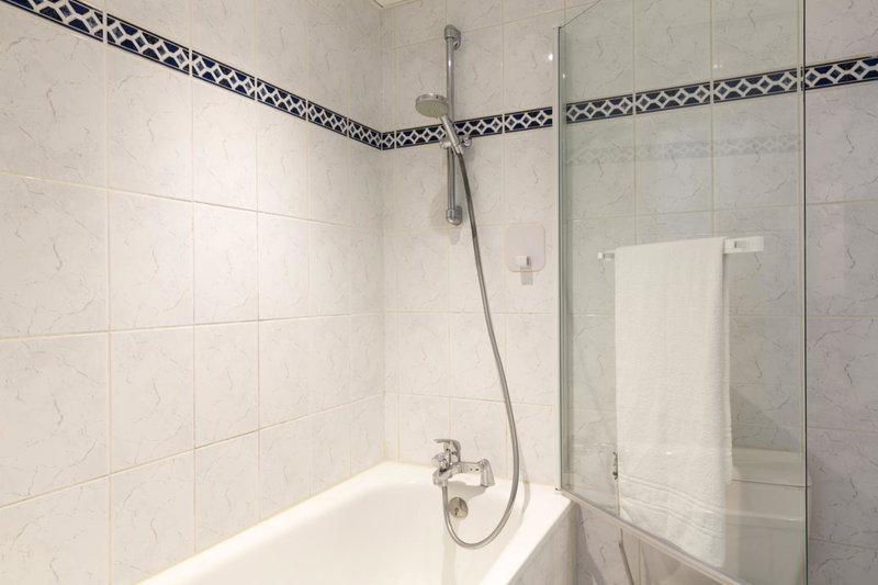 BRIT HOTEL CONFORT NEVERS Centre Gare, Nevers, France