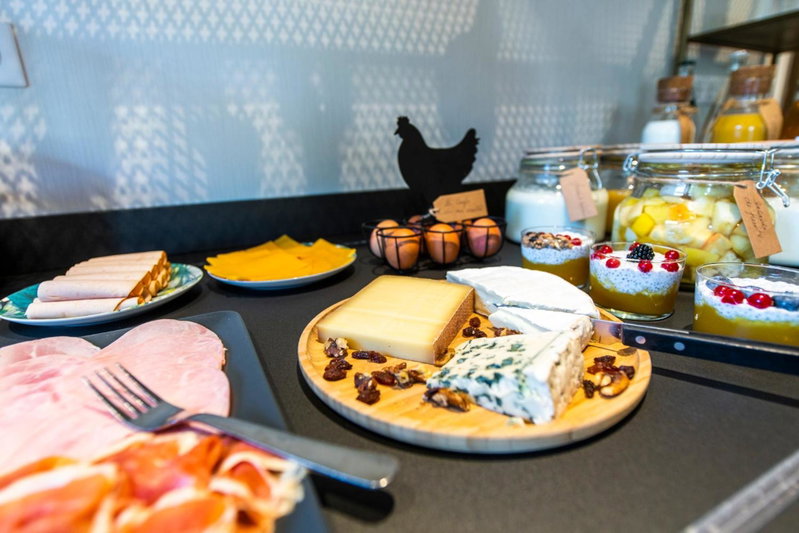 ibis Styles Rennes Cesson, Cesson-Sevigne, France
