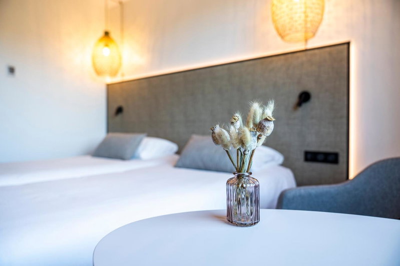 ibis Styles Rennes Cesson, Cesson-Sevigne, France