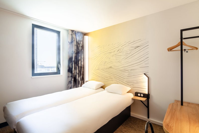 B&B HOTEL Dreux Nord, Dreux, France