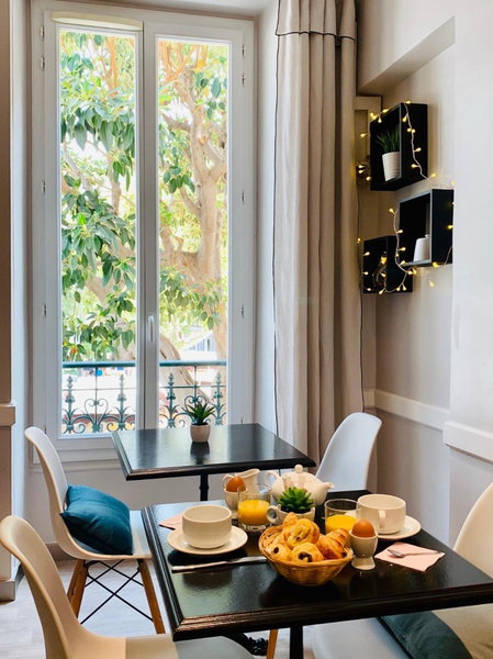Hotel Select, Beaulieu-sur-Mer, France