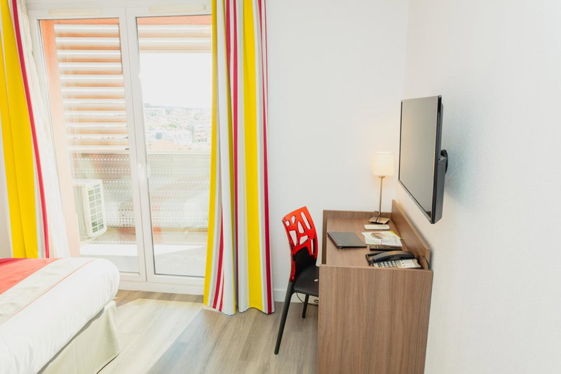 Appart-Hôtel Mer & Golf City Perpignan Centre, Perpignan, France