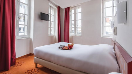 Alfred Hotels Toulouse Victor Hugo - Hôtel Rénové, Toulouse, France