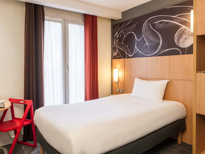ibis Paris Vaugirard Porte de Versailles, Vanves, France
