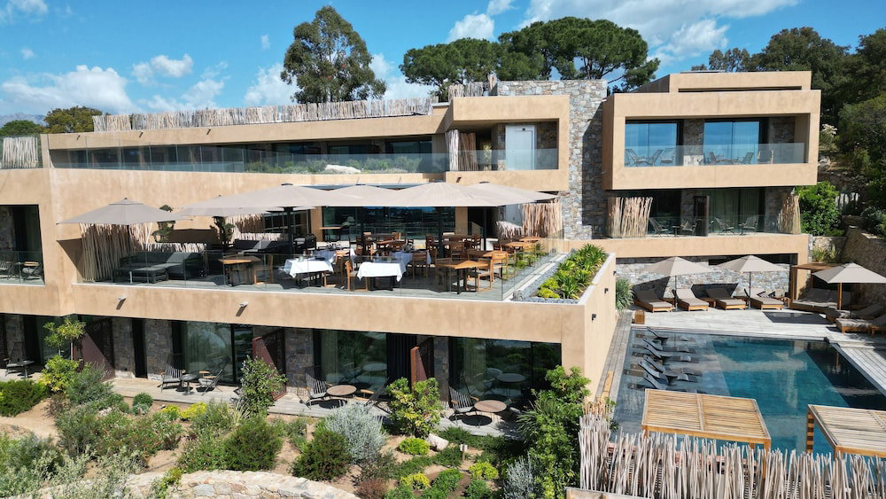 Les Regalia Hotel & SPA, France
