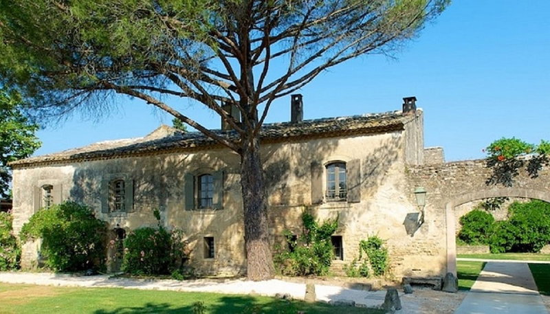 La Bégude Saint-Pierre, Vers-Pont-du-Gard, Francia