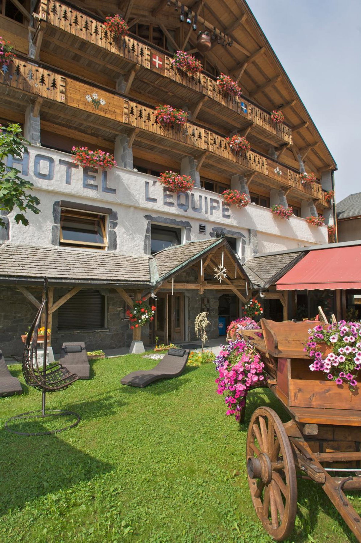 Hotel · Hotel L'Equipe, Cluses