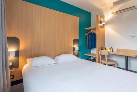 B&B HOTEL Cholet Sud, Cholet, France
