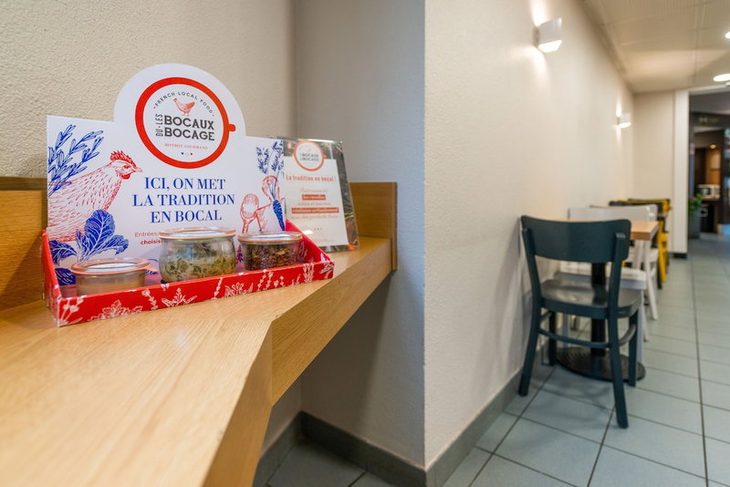 B&B HOTEL Cholet Sud, Cholet, France