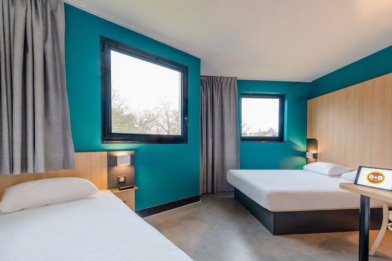 B&B HOTEL Cholet Sud, Cholet, France