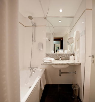 Holiday Inn Bordeaux Sud - Pessac by IHG, Pessac, Frankreich