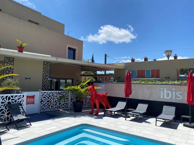 IBIS Cannes Mouans Sartoux Piscine parking gratuit, Mouans-Sartoux, Франция