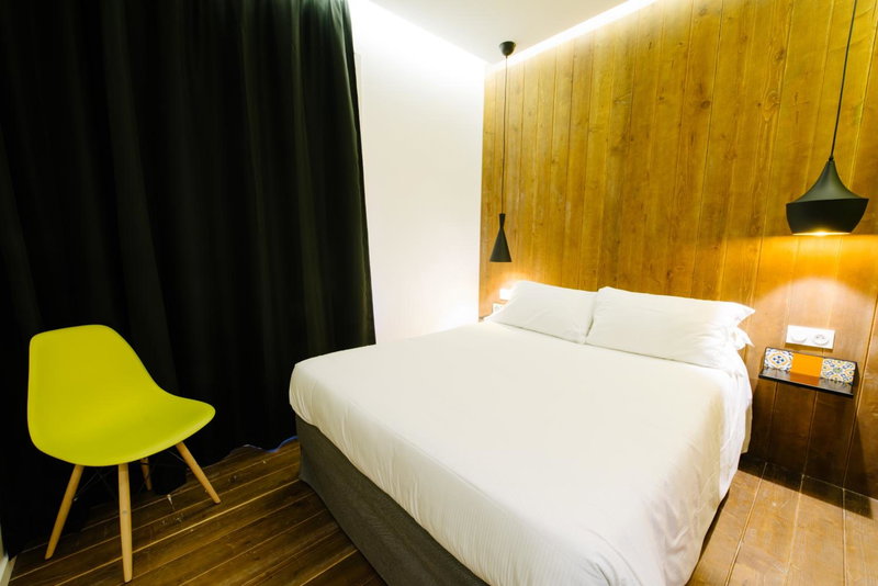 Atypik Hotel & Spa Clichy - Urban Style, Clichy, Frankreich