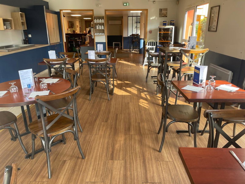 Brit Hotel Essentiel Villefranche-sur-Saône - Ex Balladins, Villefranche-sur-Saône, France