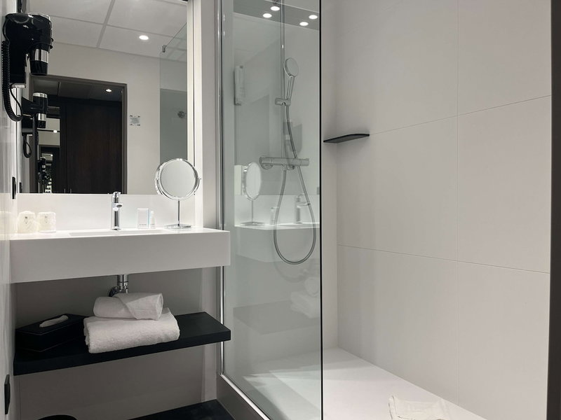 Best Western Plus Hotel Admiral, Ecully, France