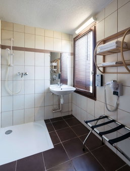 Hôtel Kyriad Caen Sud - Ifs, Caen, France