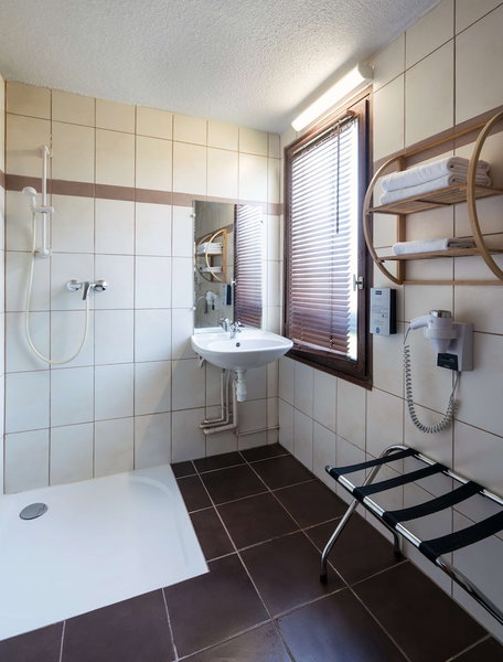Hôtel Kyriad Caen Sud - Ifs, Caen, France