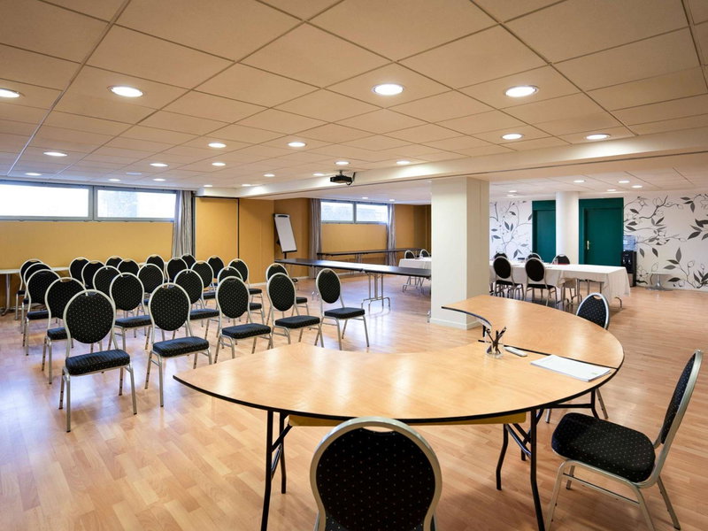 ibis Styles Chatenay Malabry Paris Sud, Châtenay-Malabry, France