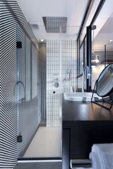 Maison ELLE Paris, Paris, Francia