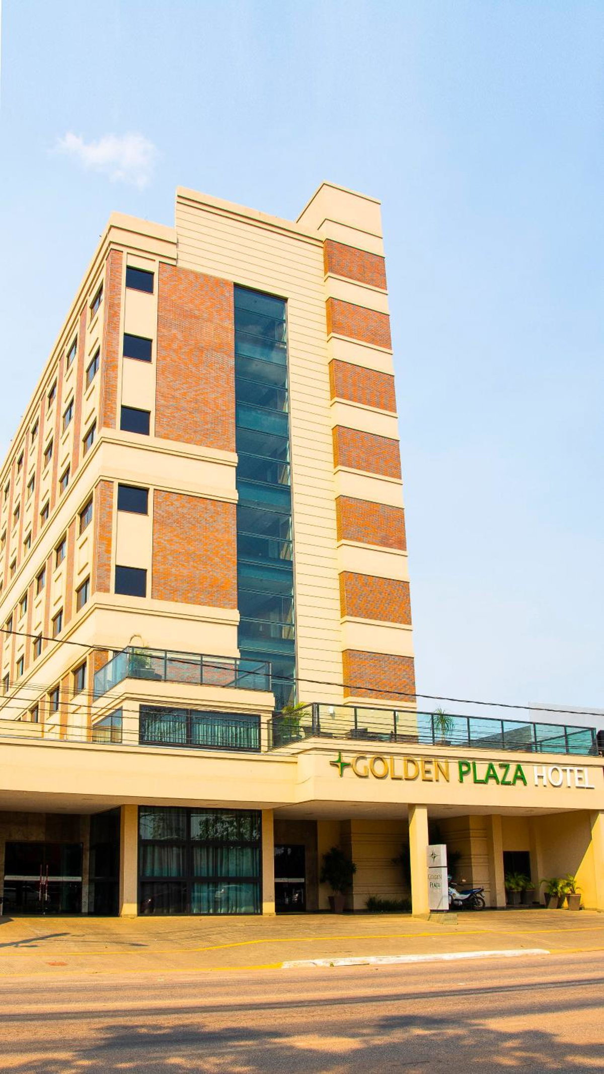 Hotel · Golden Plaza Hotel by Easy Class, Porto Velho