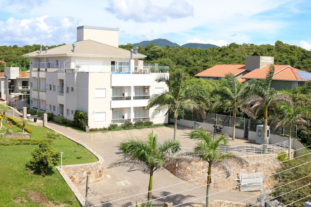 Ingleses Paradise, Brazil