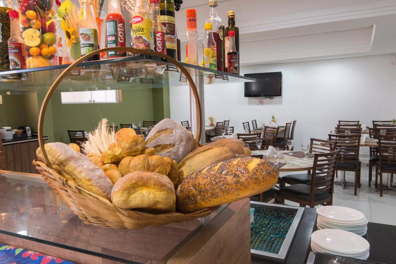 Monte Serrat Hotel, Santos, Brasil