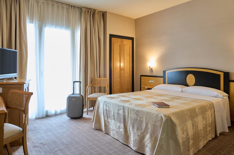 Hotel Macià Cóndor, Granada, España