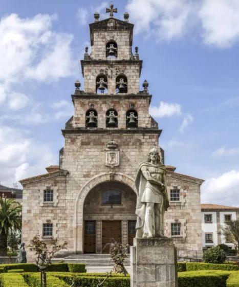 Hotel Ciudad Cangas de Onis, Cangas de Onís, Испания