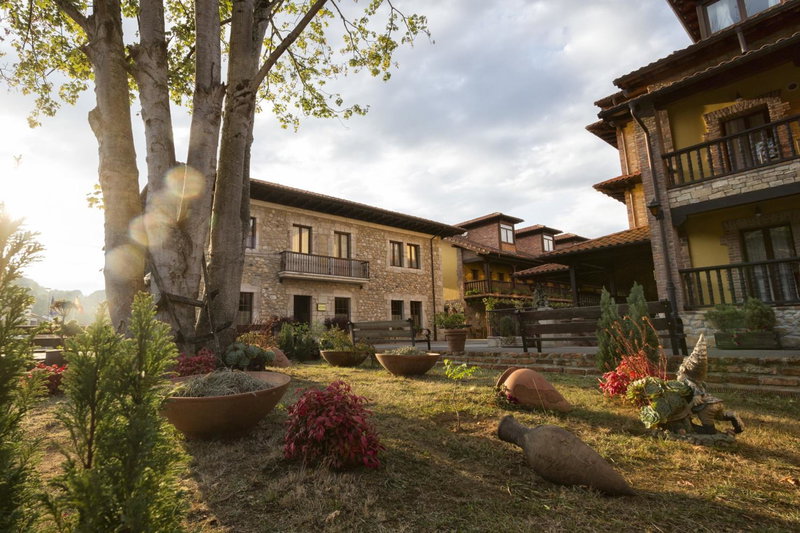 Hotel & Spa María Manuela, Onís, Испания