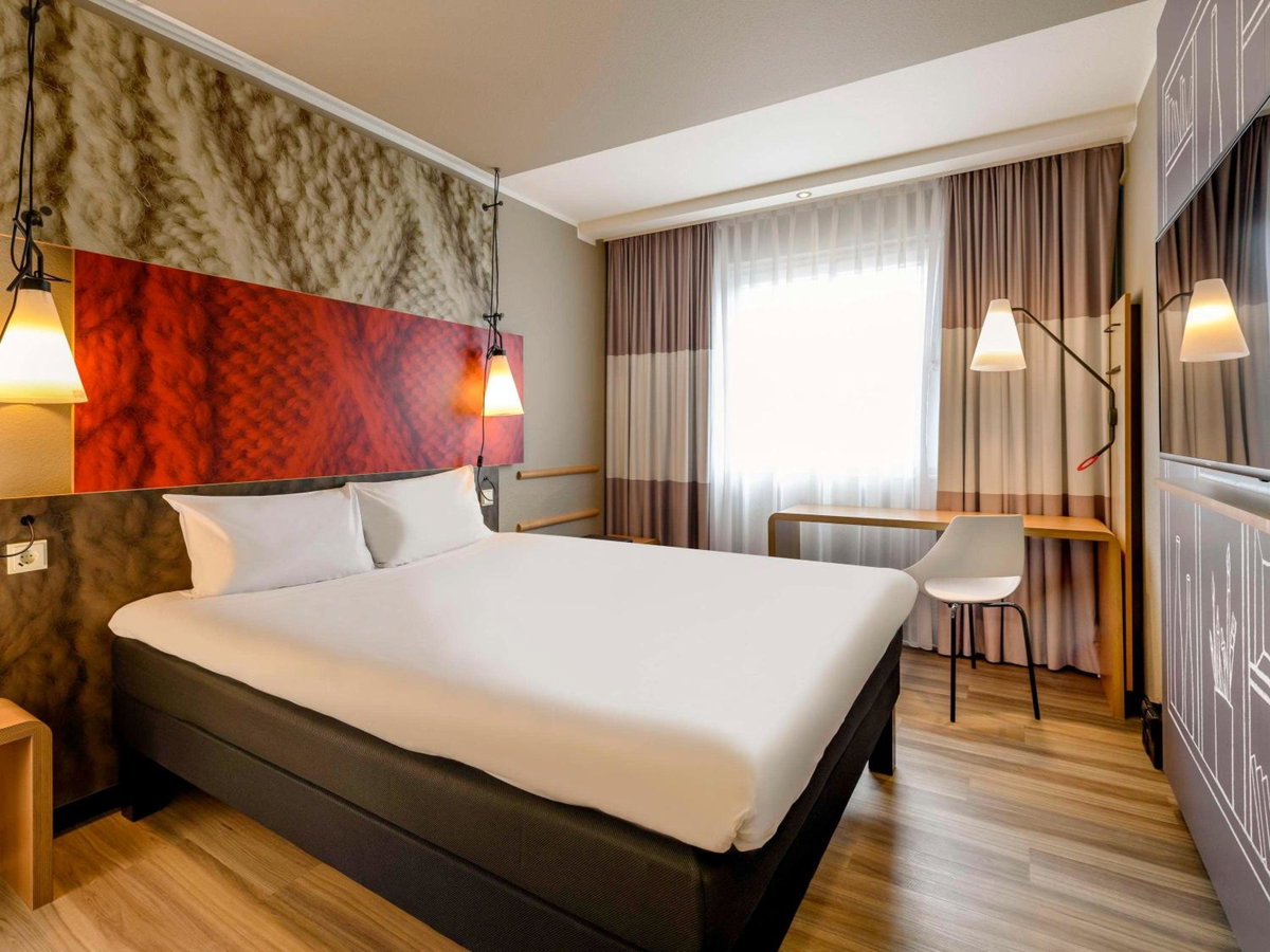 Hotel · Ibis Irun, Irun
