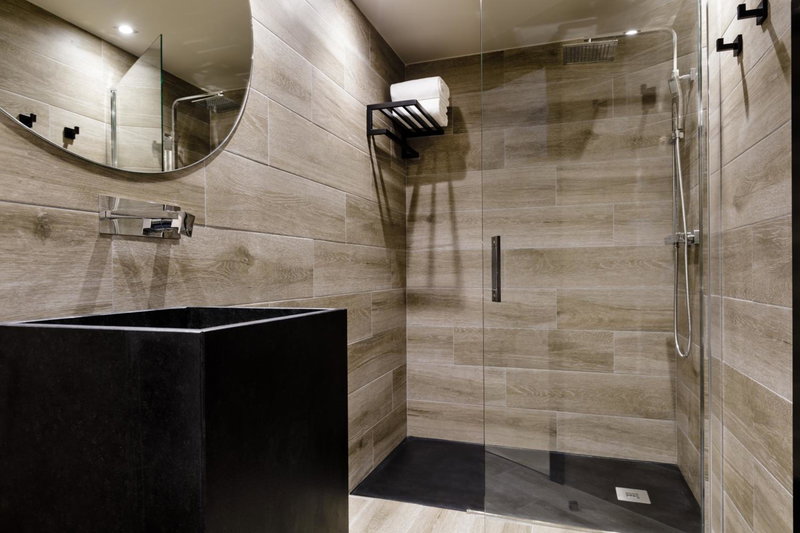 Suites Pamplona Plaza, Pamplona, España