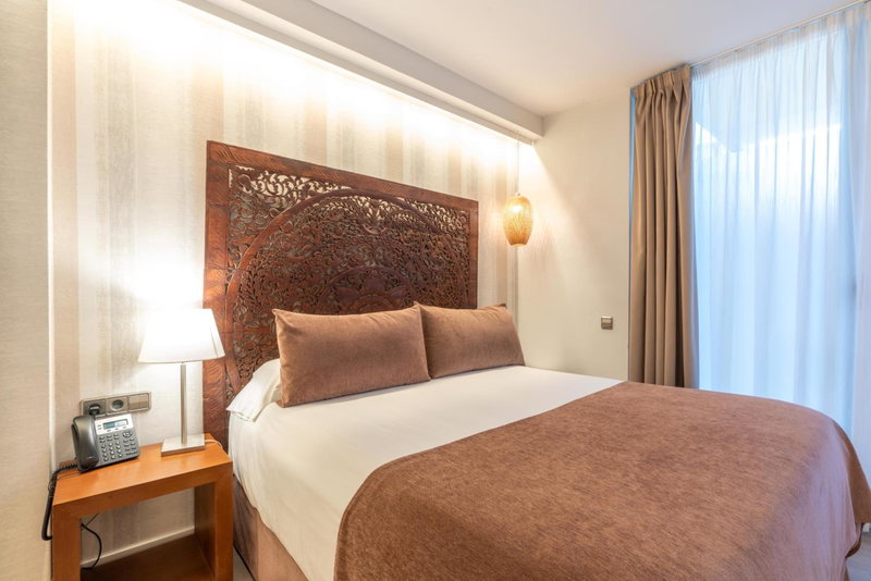 Serennia Fira Gran Via Exclusive Rooms, Hospitalet de Llobregat, España