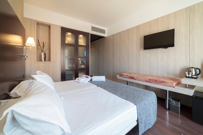 Hotel Salymar, San Fernando, Spain