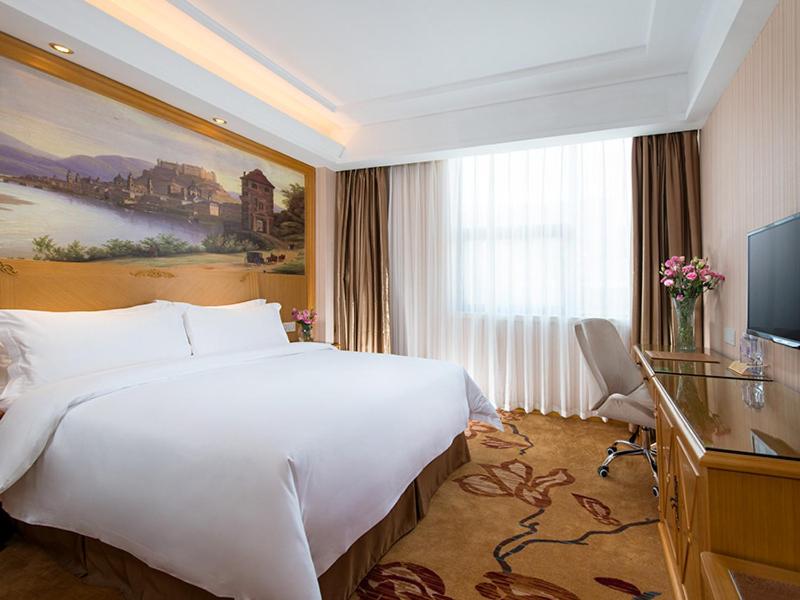 Vienna 3 Best Hotel Shenzhen Longhuadalang Commercial Centre, Shenzhen, Китай