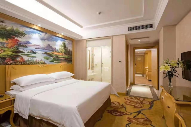 Vienna 3 Best Hotel Shenzhen Longhuadalang Commercial Centre, Shenzhen, Китай