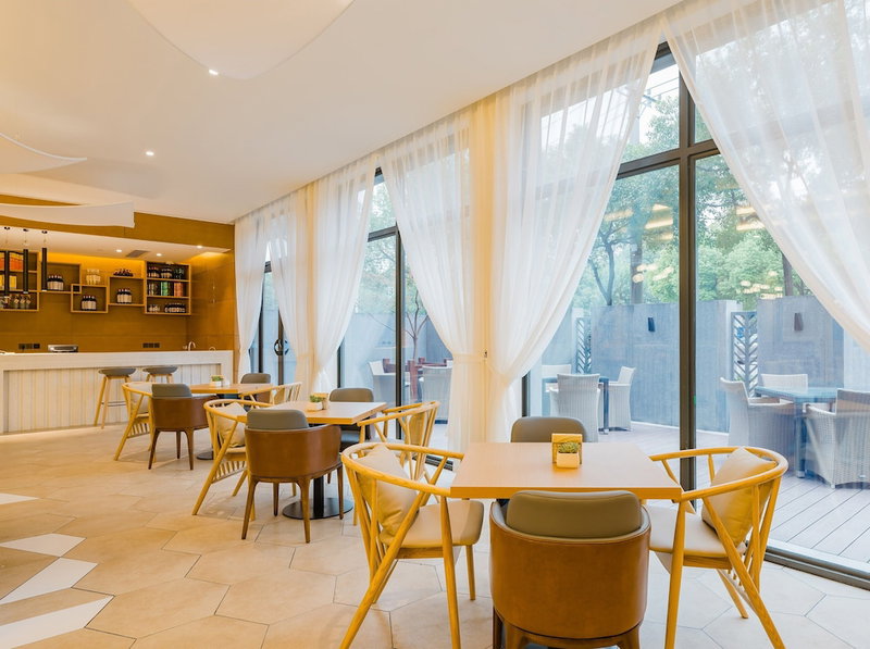 Atour Hotel Beijing Road Jilin, Jilin, China