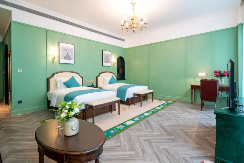 Hotel Indigo Heilong Lake, an IHG Hotel, Meishan, China