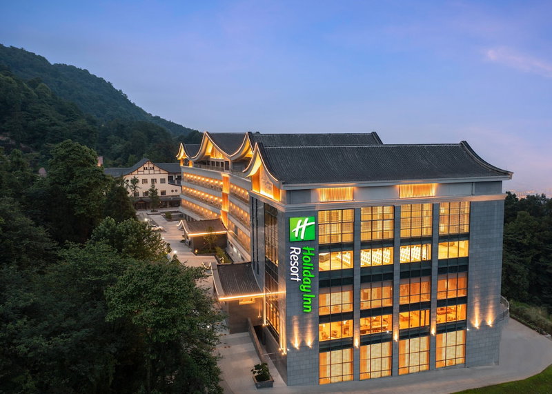 Holiday Inn Resort Mengding Mountain by IHG, Ya'an, China