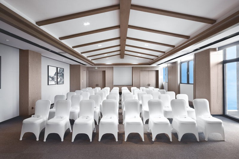 Holiday Inn Resort Mengding Mountain by IHG, Ya'an, China