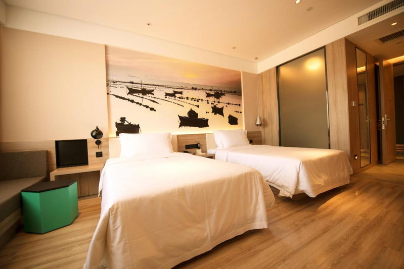 Atour Hotel Yantai South Station Yingchun Street, Yantai, 中国