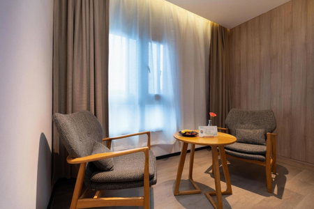 Atour Hotel Zhenjiang Nanxu Avenue Branch, Zhenjiang, China