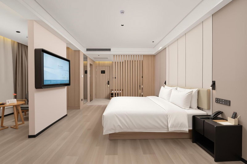 Atour Hotel Zhenjiang Nanxu Avenue Branch, Zhenjiang, China