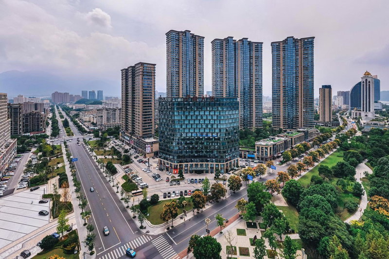Atour Hotel Tonglu Fuchunjiang, Tonglu, China
