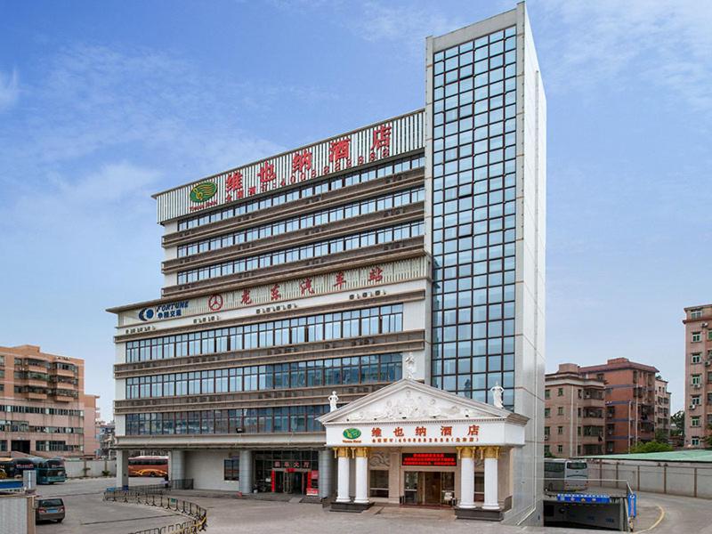 Vienna Hotel Longgang Longdong, Longgang, China